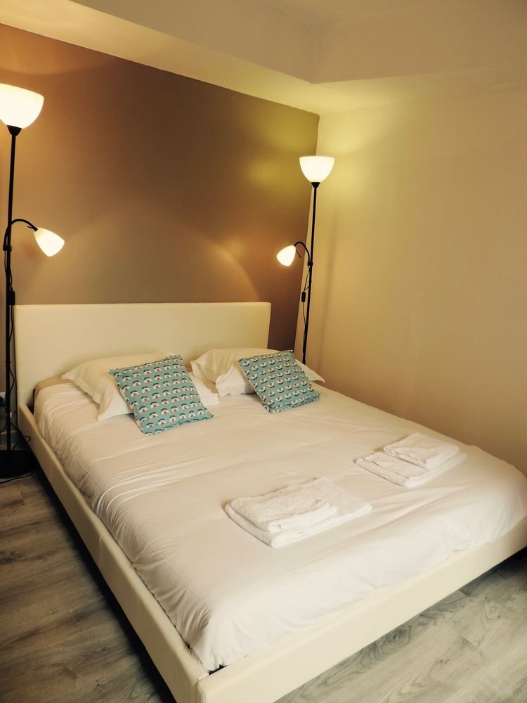 Hotel L'Ile Aux Oiseaux 앙데르노스레방 외부 사진